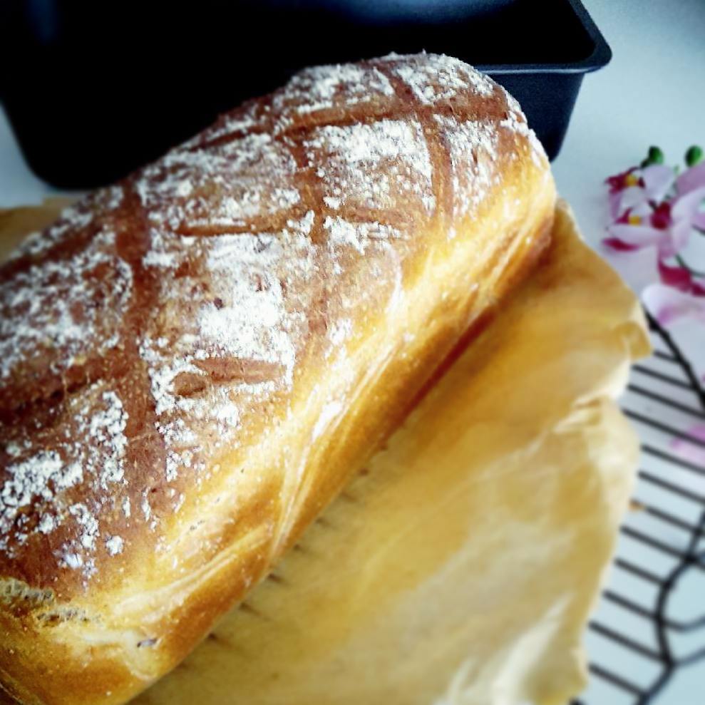 Knuspriges Bauernbrot &amp;quot;über Nacht&amp;quot; :: Bella-cooks-and-travels